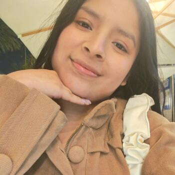 Babysitter Villa: Angie cristel