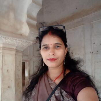 Nanny in Lucknow: Nirjala Gupta