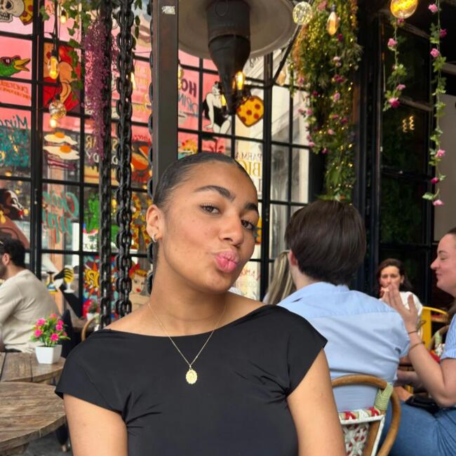 Babysitter in Gennevilliers: Lana