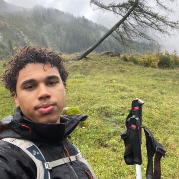 Babysitter a Allaman: Aroon