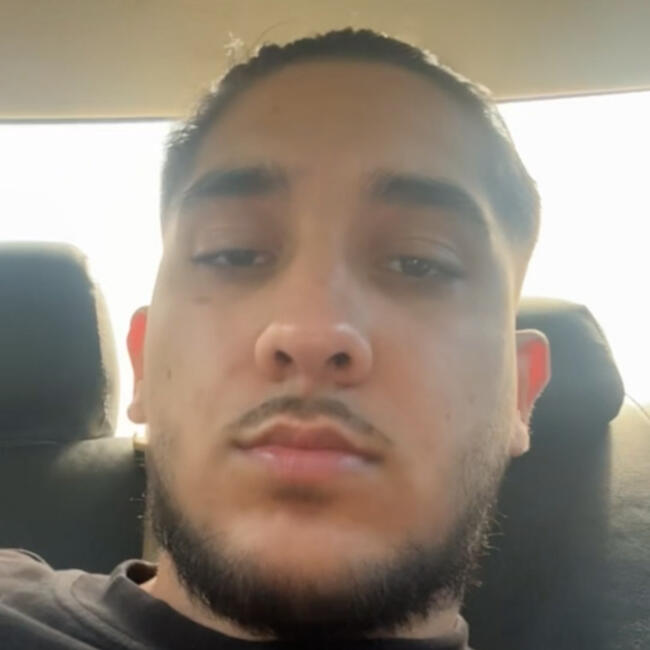 Babysitting job in Lisbon: Petr