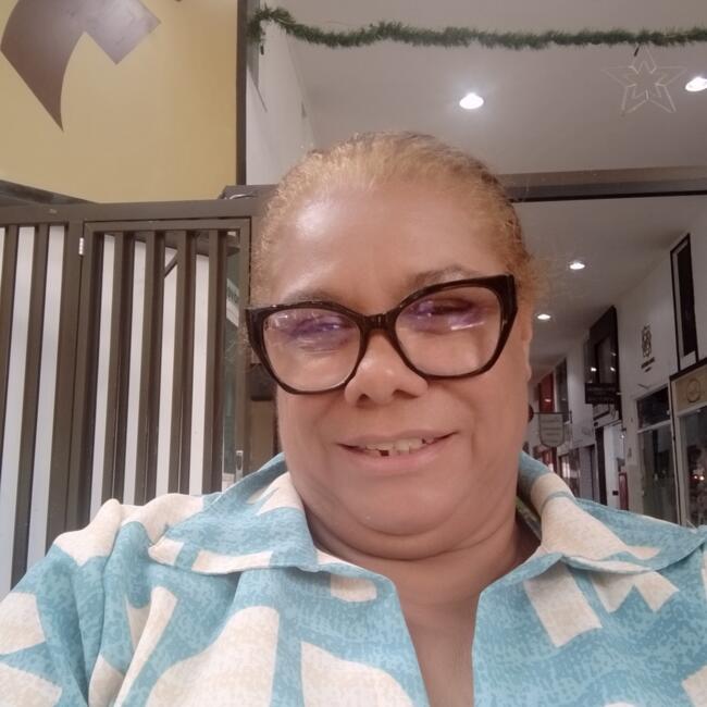 Babysitter in São José do Rio Preto: Heloisa