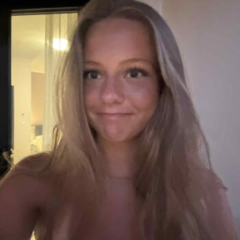 Babysitter i Viby (Region Midtjylland): Björk