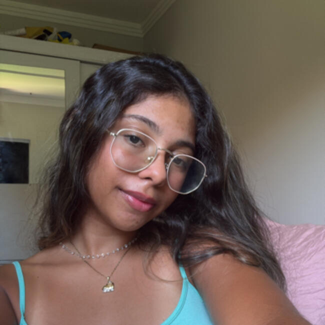 Babysitter in Porto Seguro: Thaisla