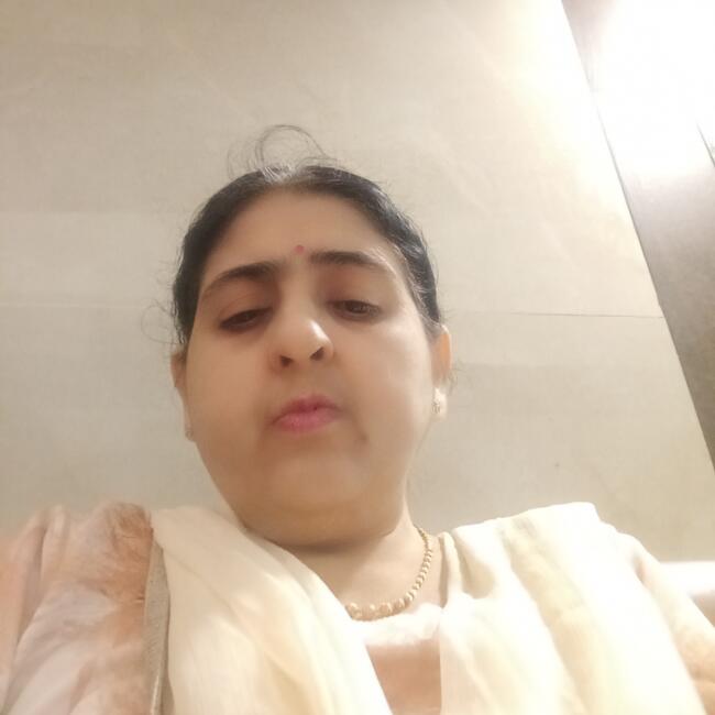 Babysitter in Mumbai: Deepti