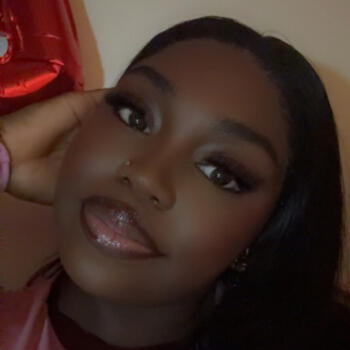 Babysitter Amiens: Noemie