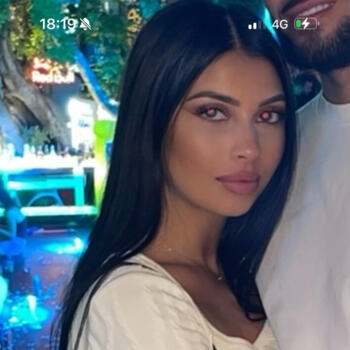 Babysitter in Chessy: Lorie