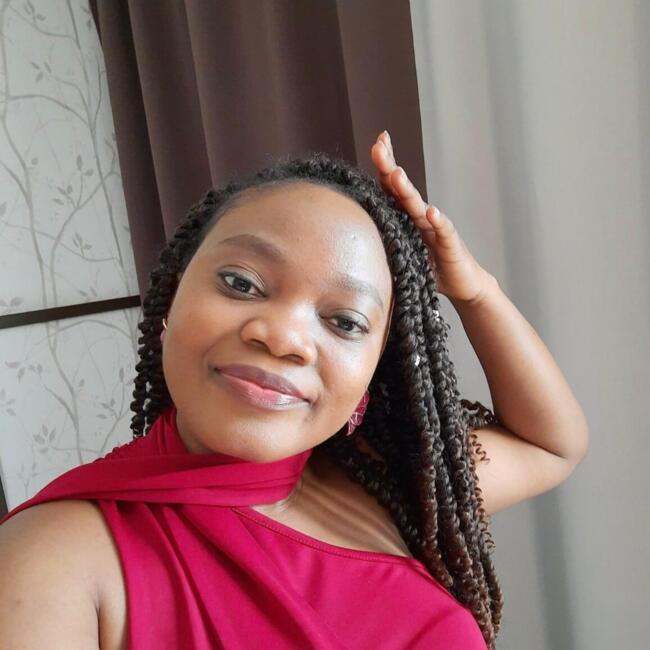 Babysitter in Krakow: Mary Adeseuka