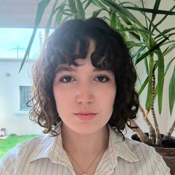 Babysitter in Le Mans: Jade