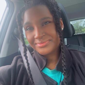 Baby-sitter Oshawa: Brittany