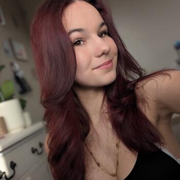 Babysitter in Gennes: Lisa