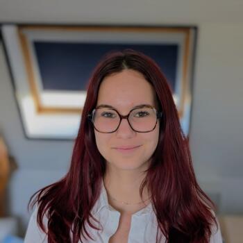 Babysitter in Gennes: Lisa