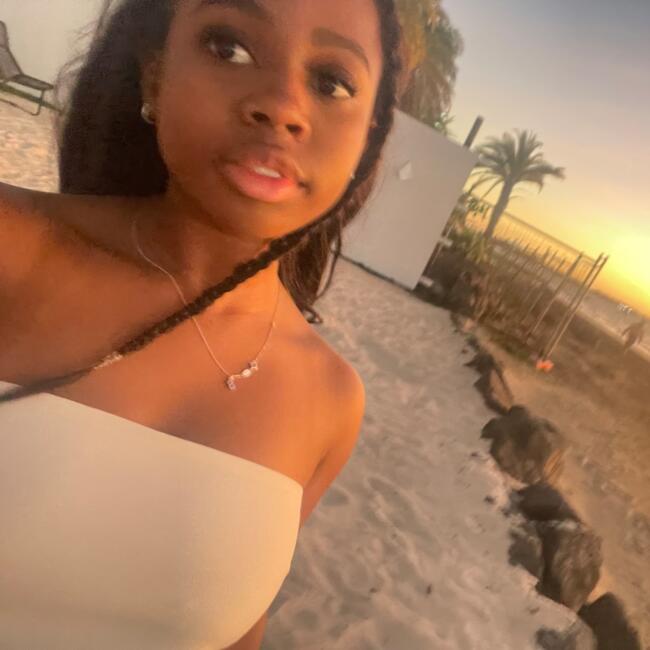 Babysitter in Brisbane: Samantha