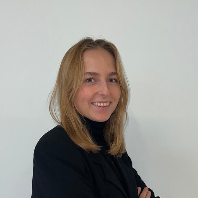 Babysitter in Le Vésinet: Clara