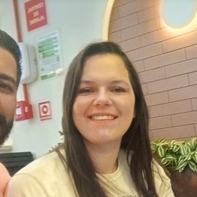 Babysitter in Itajaí: Magale Suélen