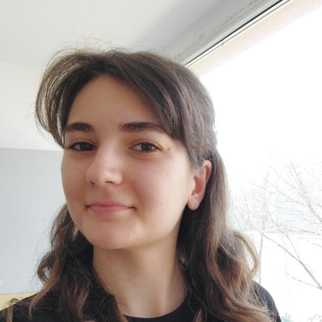 Babysitter in Bucharest: Iustina