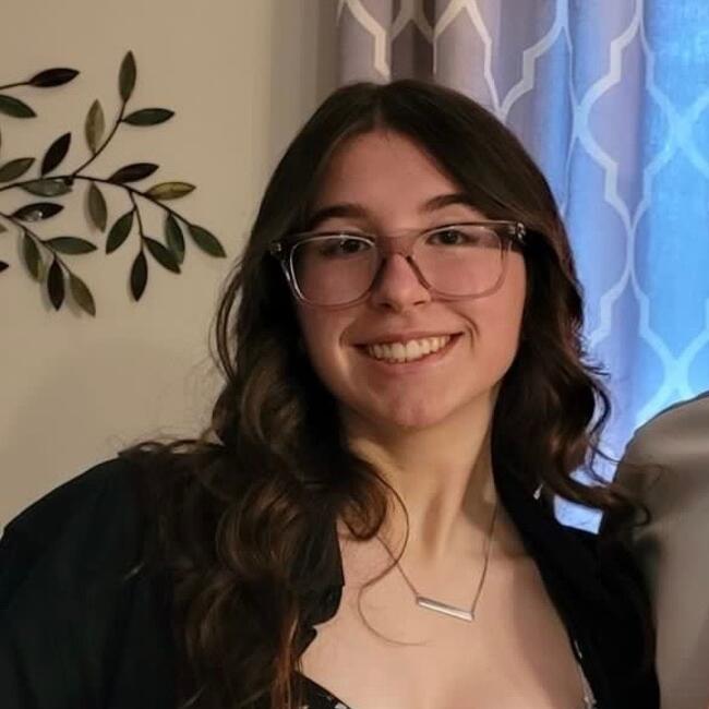 Nanny in Kingston: Lauren