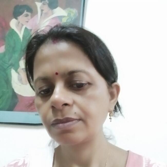 वाराणसी में बेबीसिटर: Punam