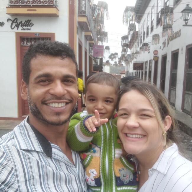 Babysitting job in Curvelo: Luis Fernando