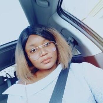 Opatrovateľka v Laxou: Geneva