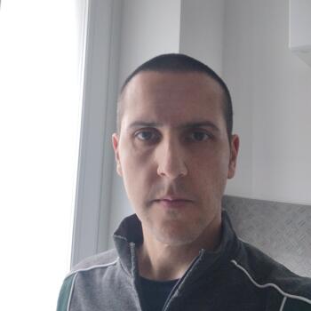 Lavoro per babysitter a Cervasca: lavoro per babysitter Matteo