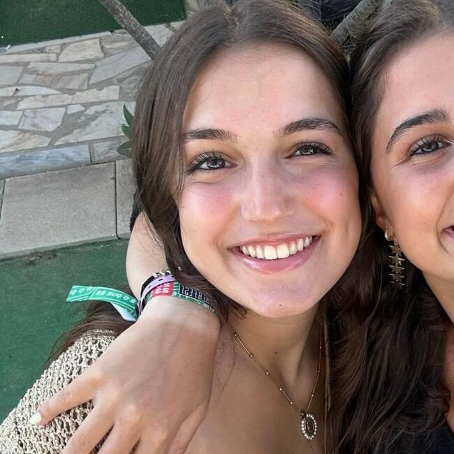 Babysitter στην περιοχή Odivelas: Ines