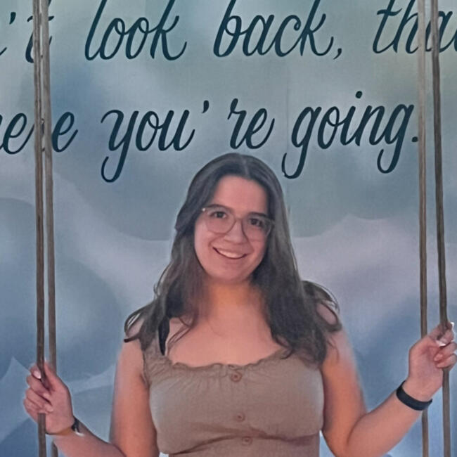 Baby-sitter in Lévis: Sara-Maude