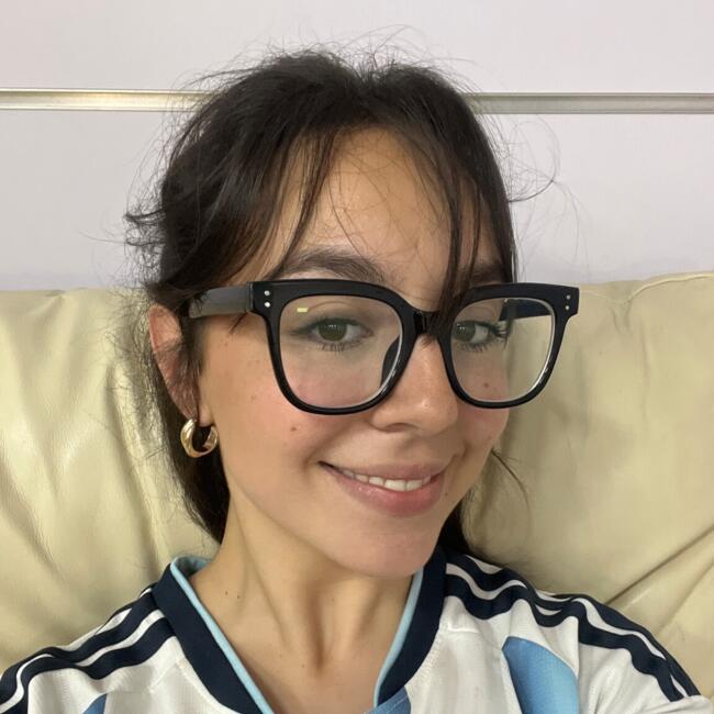 Babysitter in Madrid: Iara