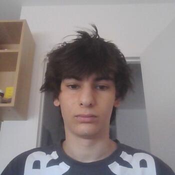 Babysitter in Sant Boi de Llobregat: Enzo
