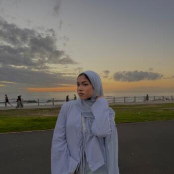 Babysitter in Cape Town: Thaakieya