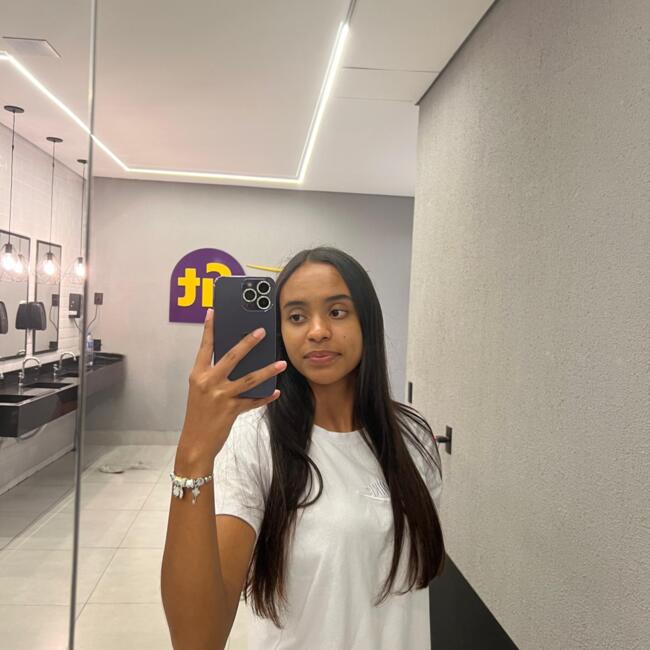 Babysitter in São Paulo: Amanda