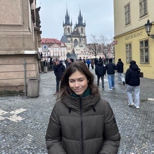 Job de garde d'enfants à Courchevel: Maroussia