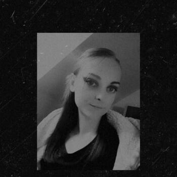 Babysitter in Isaszeg: Kitti