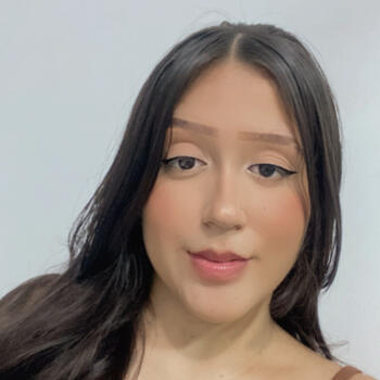 Babá em Teresina: Livia