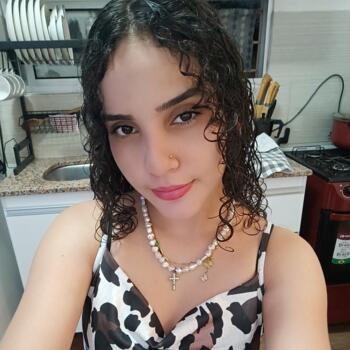 Babysitter in Santiago Vázquez: Megan