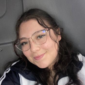 Babysitter in Toluca: Aurora Ramírez