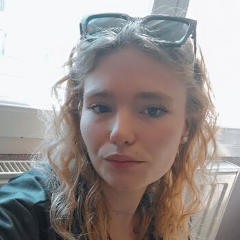 Nanny in Poitiers: Lorine