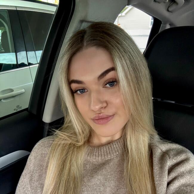 Babysitter in Macomb (Michigan): Alesia