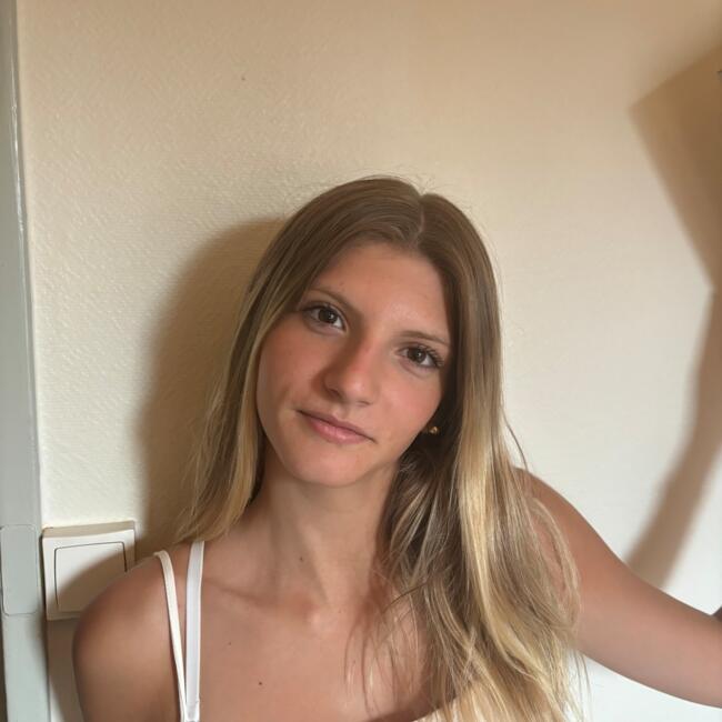 Babysitter in Besançon: Loane