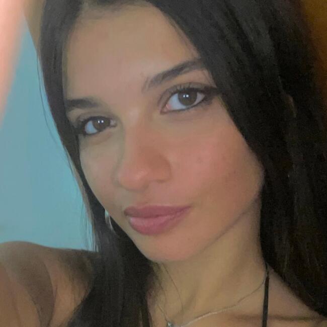 Babysitter a Napoli: Giulia