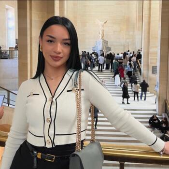 Babysitter στην περιοχή Αθήνα: Evaggelia