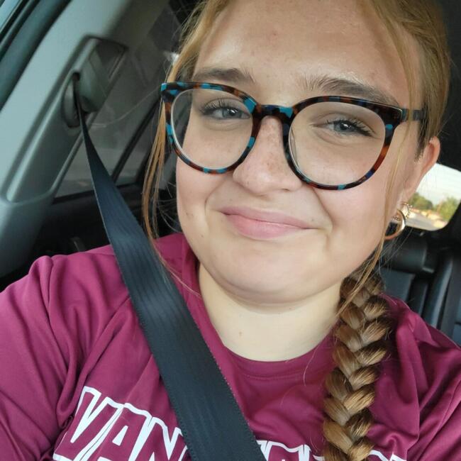 Babysitter in Fullerton: Madison