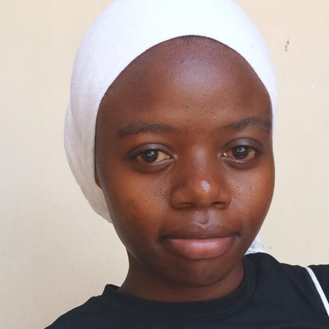 Babysitter in Mombasa: Liz