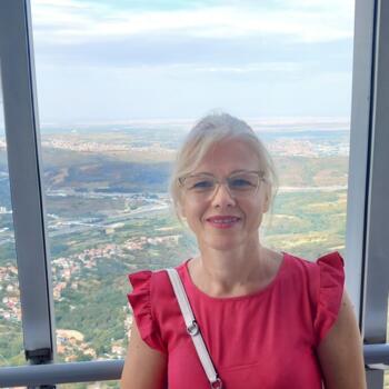 Babysitter in Bački Jarak: Dragana
