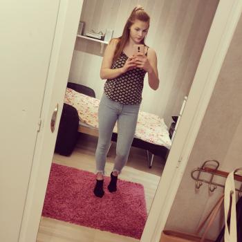 Lastenhoitajat kohteessa Raisio: Ella