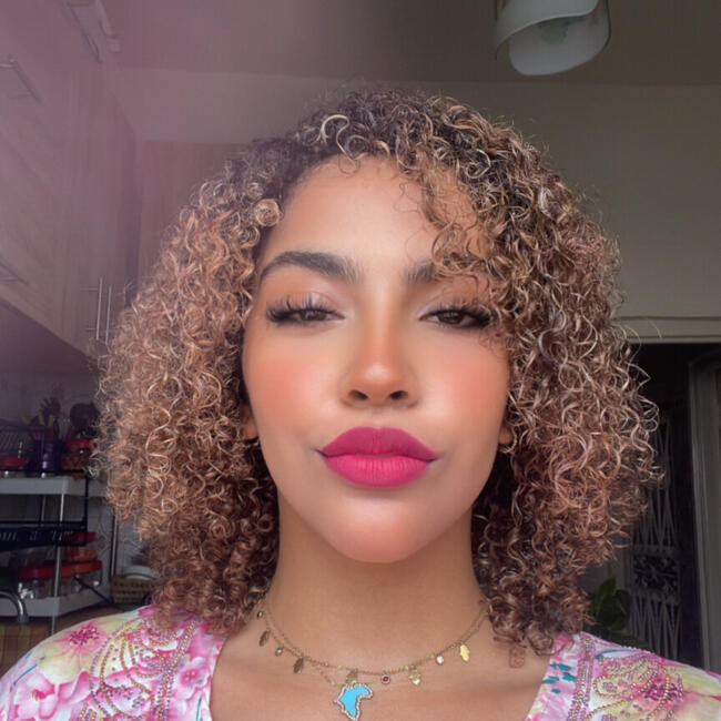 وظيفة جليسة أطفال في رباط: Hiba