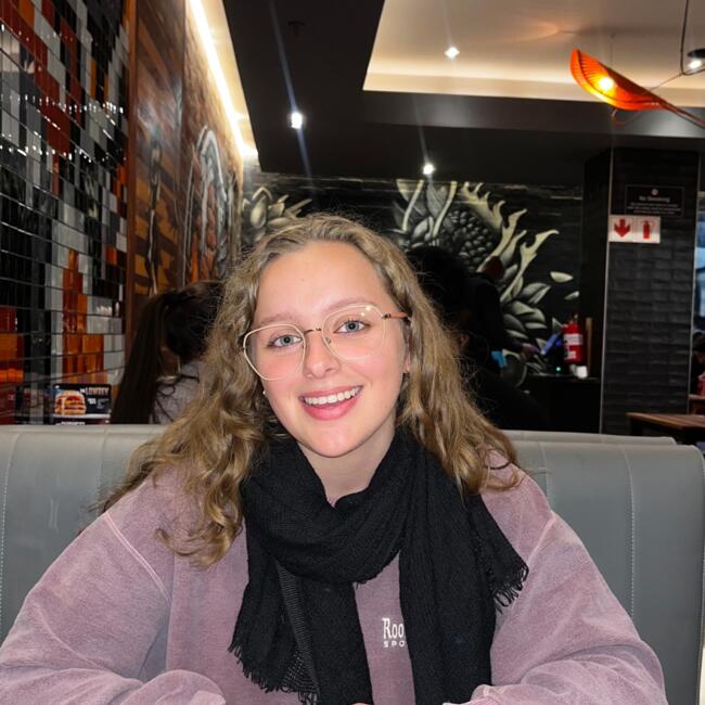 Babysitter in Randburg: Kendra