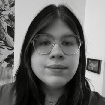 Babysitter in Mengeš: Lia