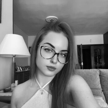 Nanny in Arroyomolinos: Naira