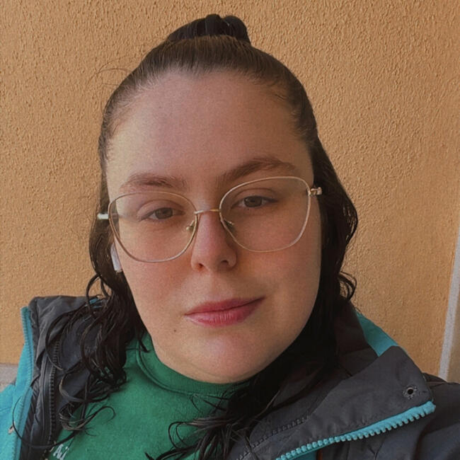 Babysitting job in Odivelas: Débora